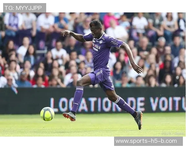 图卢兹向重伤的加纳国脚阿布致以祝福与支持希望早日康复
